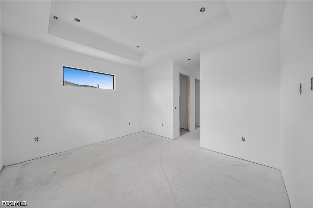 3 Bed SingleFamilyResidence for Sale in Cape Coral, photo 12