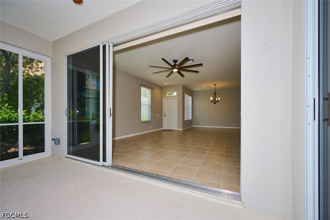2 Bed Waterfront Home for Sale in Fort Myers, photo 12