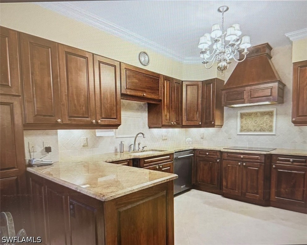 2 Bed Condominium for Sale in San Marino, photo 12