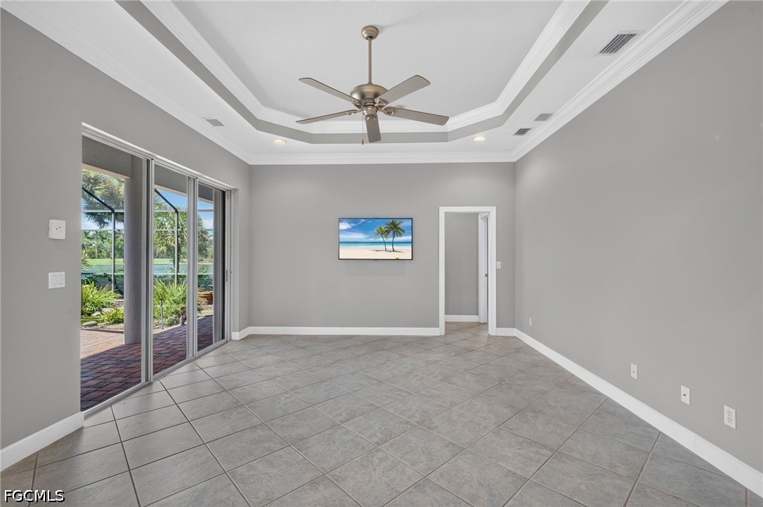 4 Bed Waterfront Home for Sale in Crown Colony, photo 12