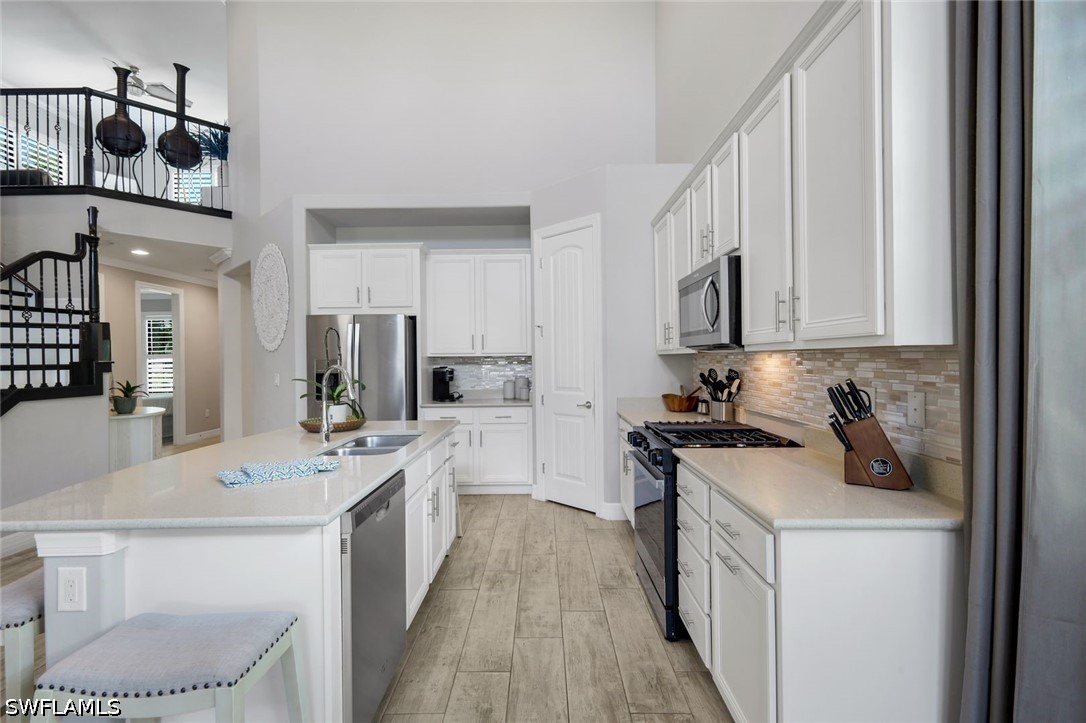 5 Bed Pool Home for Sale in Avery Square, photo 12