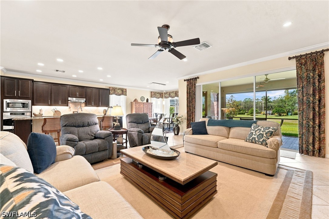 3 Bed Waterfront Home for Sale in Verona Walk, photo 12