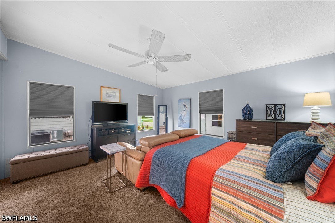 2 Bed ManufacturedHome for Sale in Naples, photo 12