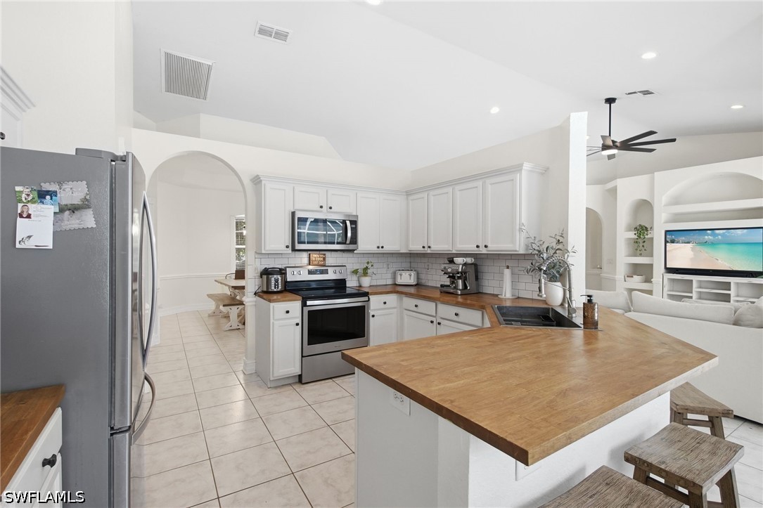3 Bed Pool Home for Sale in Naples, photo 12