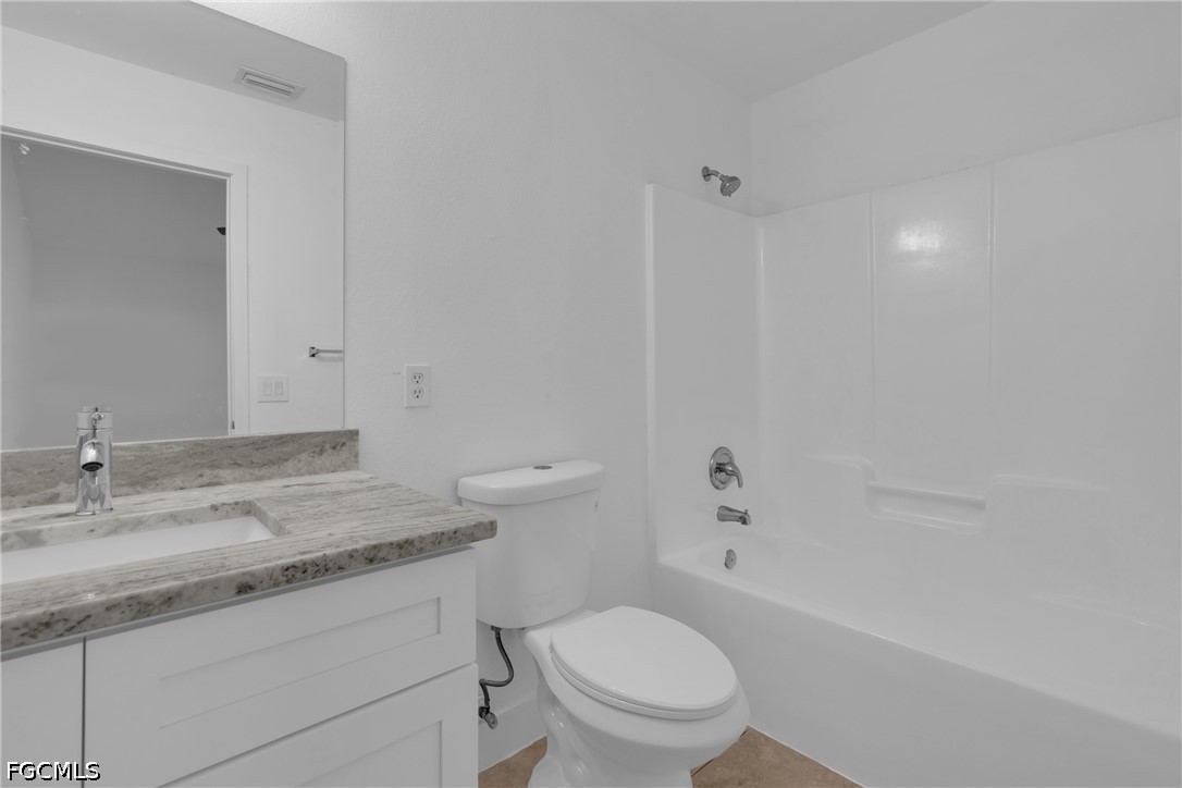 6 Bed Duplex for Sale in Lehigh Acres, photo 12