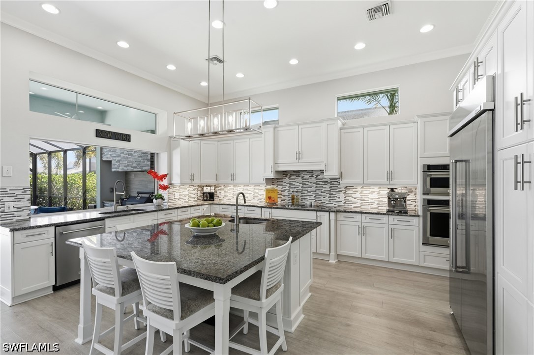 3 Bed Pool Home for Sale in Naples, photo 12