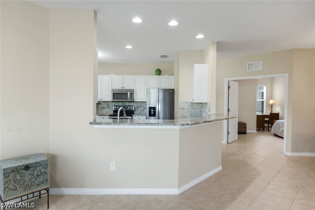 3 Bed Waterfront Home for Sale in Hunters Ridge, photo 12