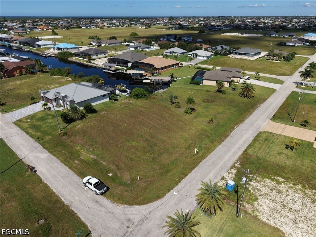 Waterfront Home for Sale in Cape Coral, photo 12