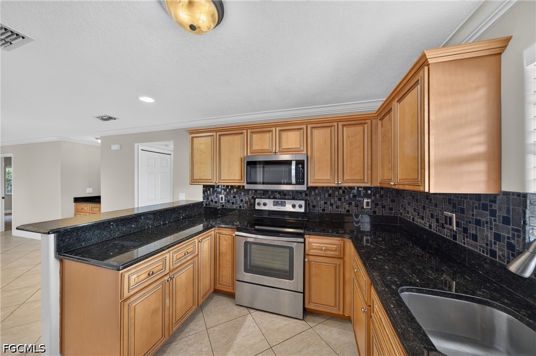 2 Bed Condominium for Sale in Veranda Condo, photo 12