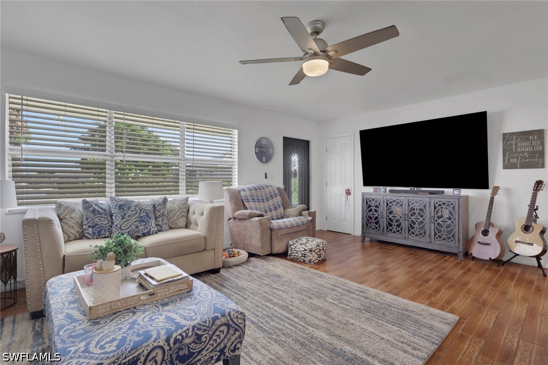 3 Bed Pool Home for Sale in Fort Myers Shores, photo 12