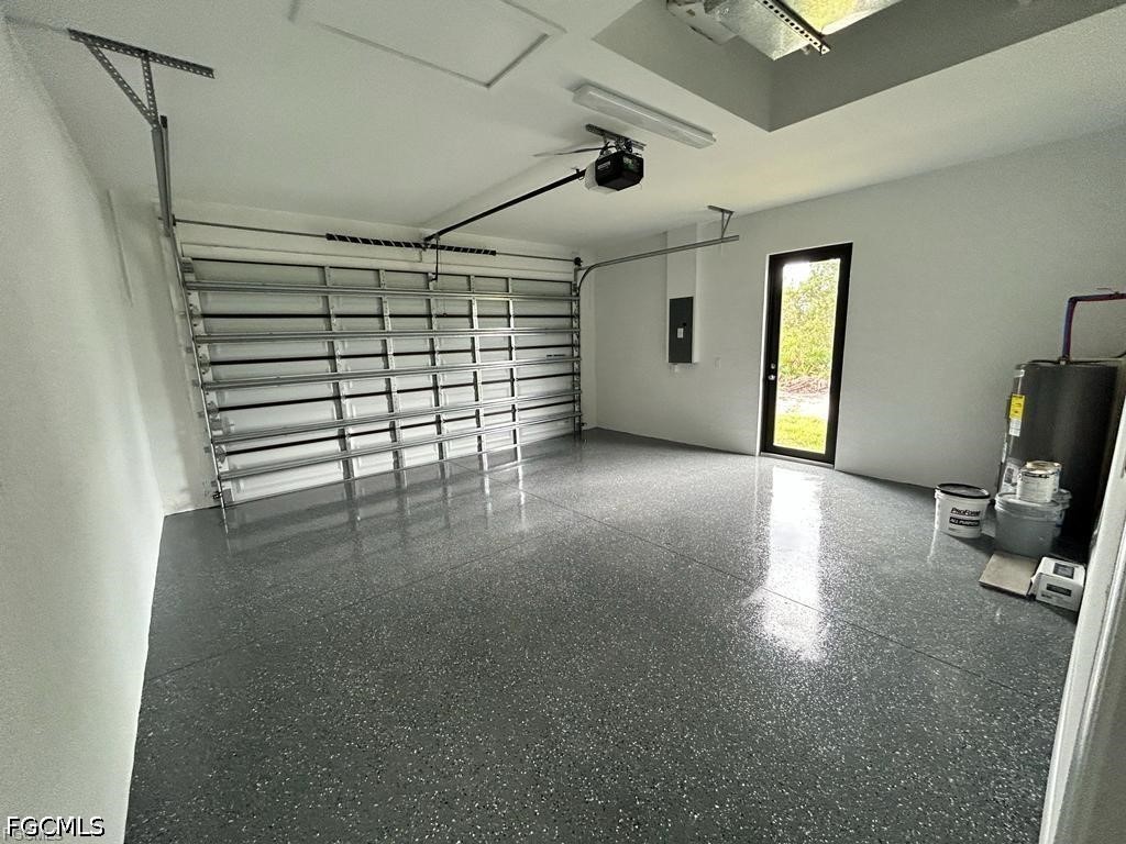 3 Bed SingleFamilyResidence for Sale in Naples, photo 12