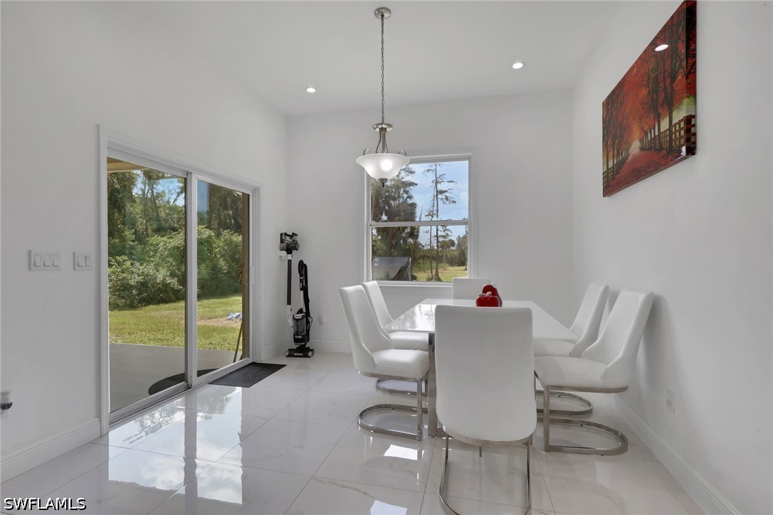 3 Bed SingleFamilyResidence for Sale in Naples, photo 12