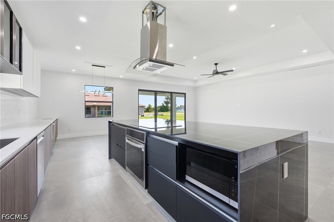 3 Bed SingleFamilyResidence for Sale in Cape Coral, photo 12