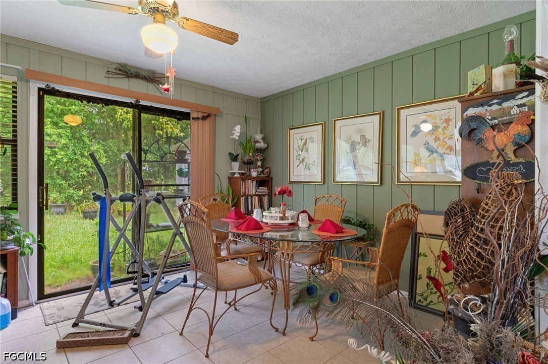 3 Bed SingleFamilyResidence for Sale in Acreage, photo 12