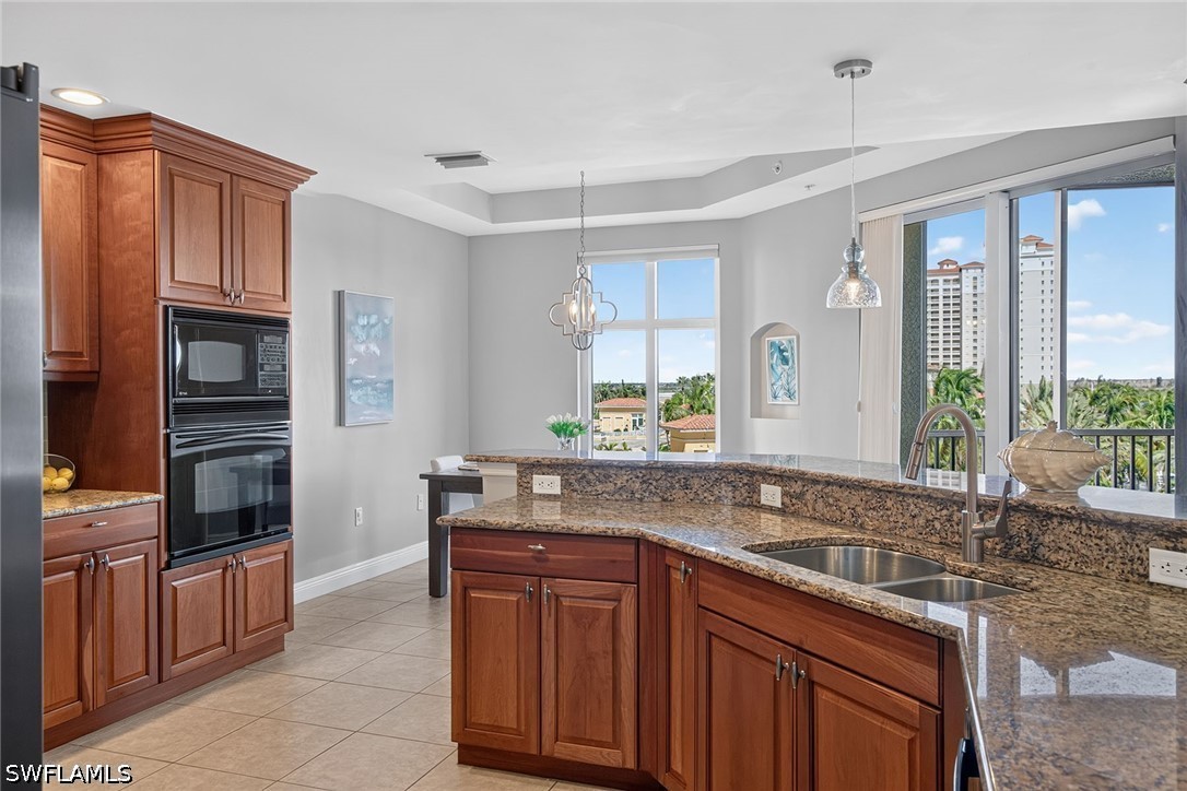 3 Bed Waterfront Home for Sale in Cape Coral, photo 12