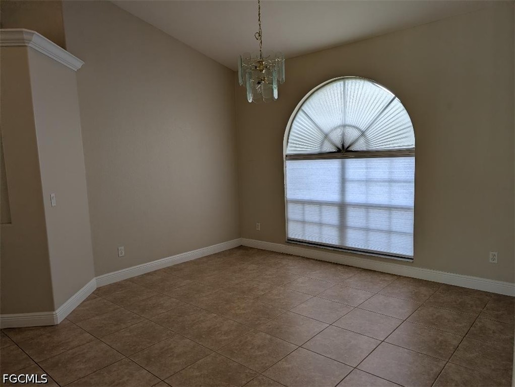 1 Bed Pool Home for Sale in Cape Coral, photo 12