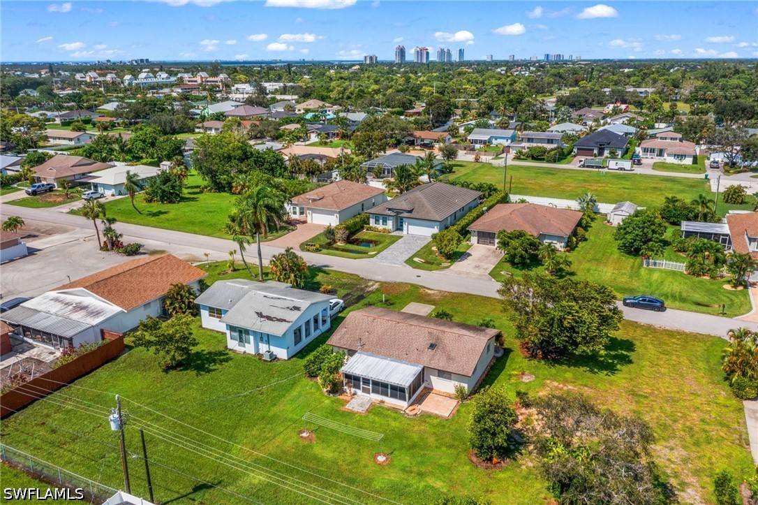 2 Bed SingleFamilyResidence for Sale in Bonita Shores, photo 12