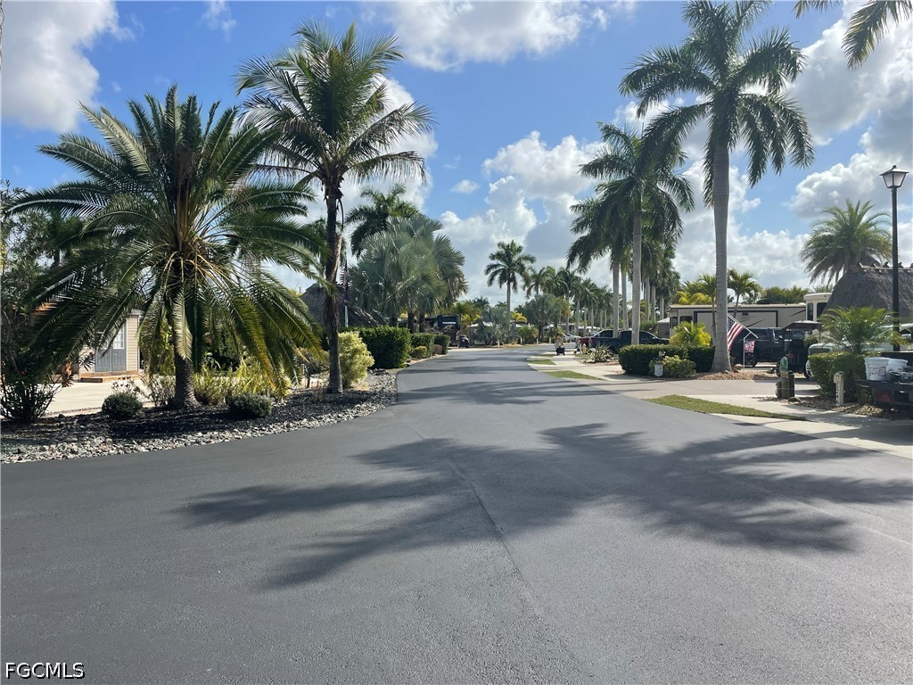 Residential for Sale in Fort Myers, photo 12