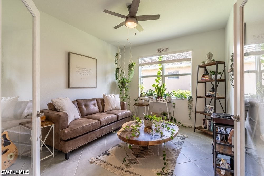 2 Bed Waterfront Home for Sale in Naples, photo 12