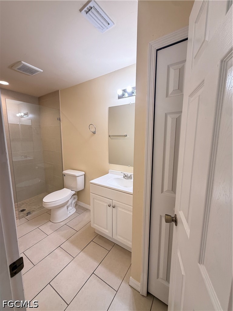 3 Bed Duplex for Sale in Cape Coral, photo 12