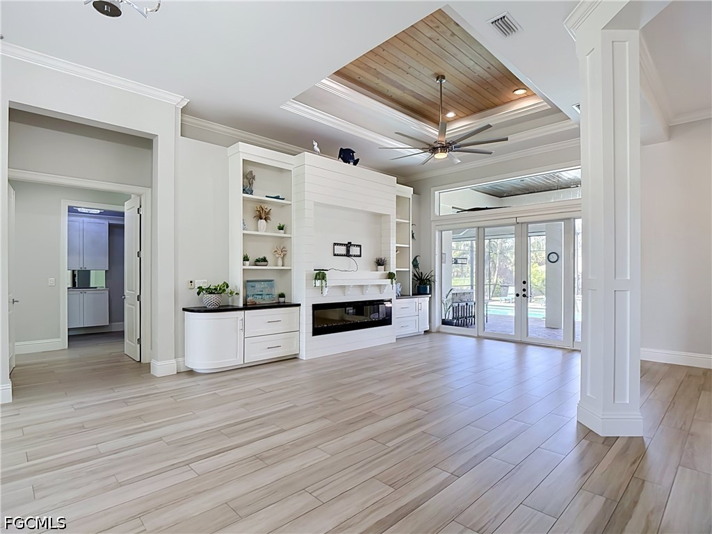 4 Bed Pool Home for Sale in Naples, photo 12
