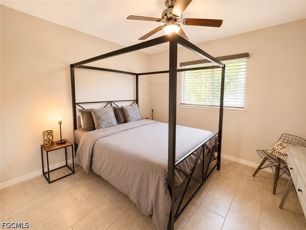 3 Bed Pool Home for Sale in Cape Coral, photo 12