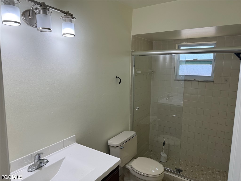 3 Bed Duplex for Sale in Cape Coral, photo 12