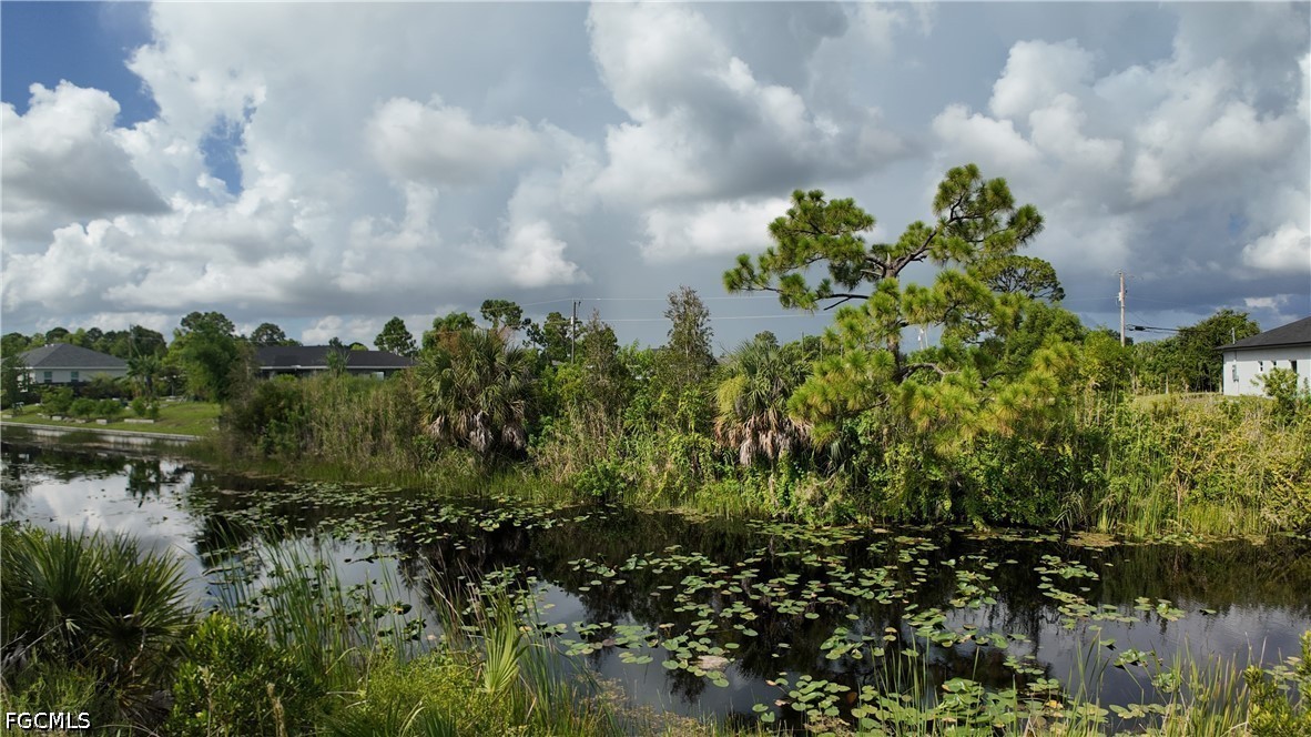 Waterfront Home for Sale in Cape Coral, photo 12