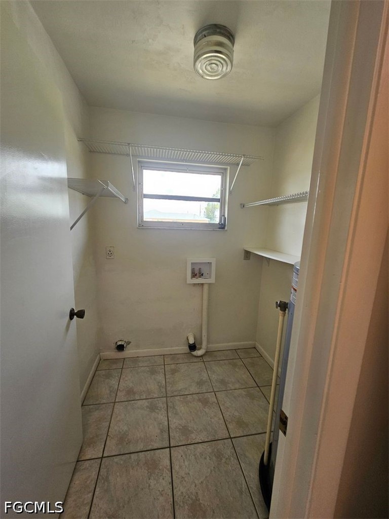 2 Bed Condominium for Sale in Cape Coral, photo 12