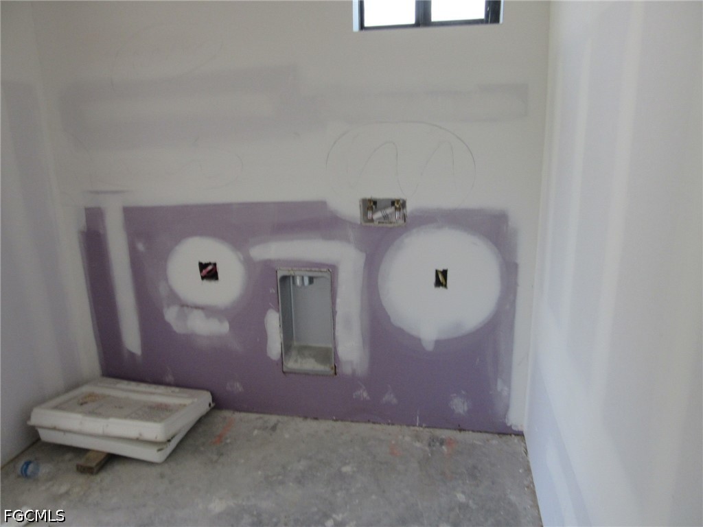 3 Bed SingleFamilyResidence for Sale in Lehigh Acres, photo 12