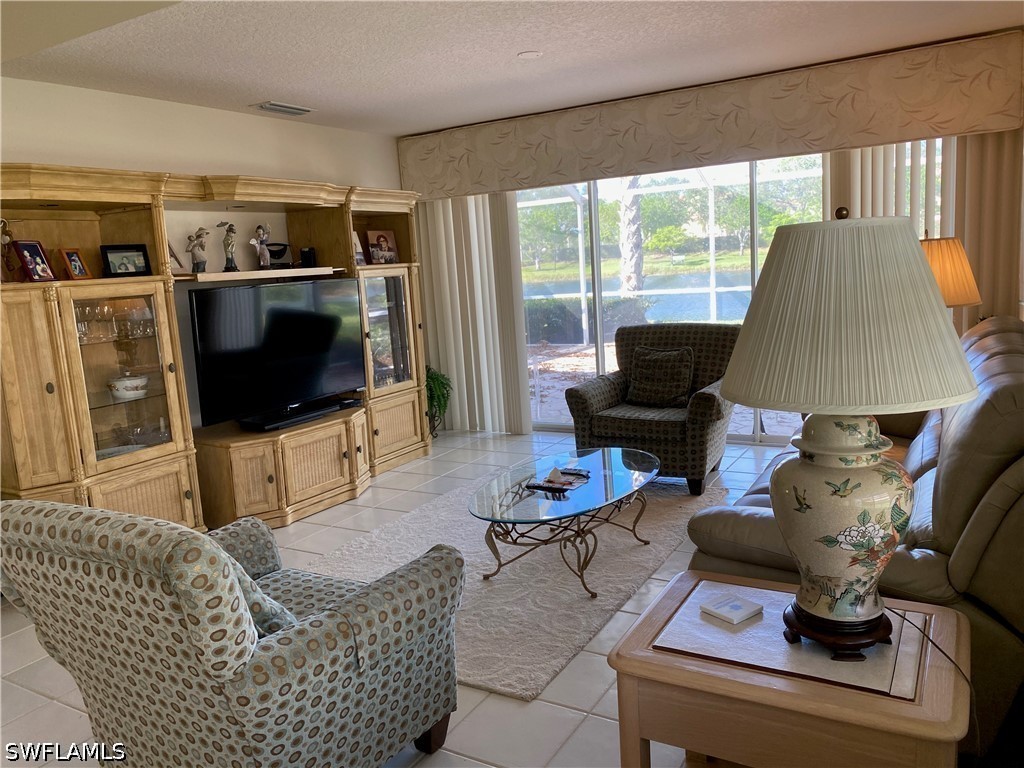 2 Bed Waterfront Home for Sale in Village Walk, photo 12
