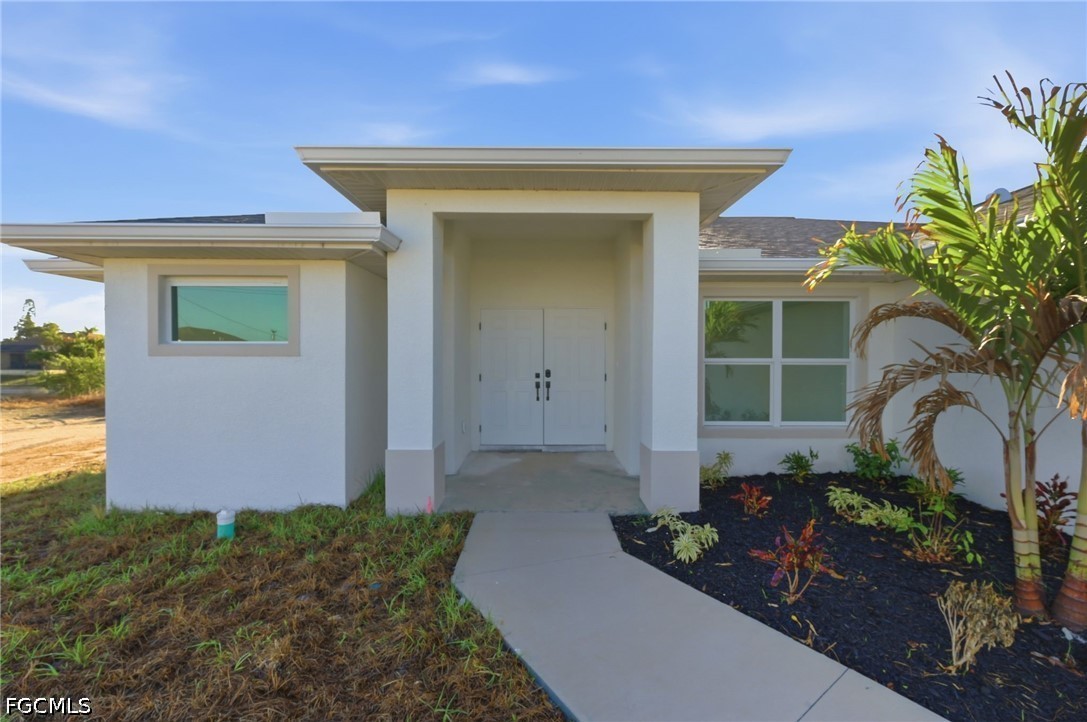 3 Bed Waterfront Home for Sale in Cape Coral, photo 12