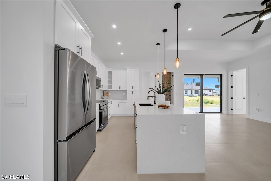 3 Bed SingleFamilyResidence for Sale in Lehigh Acres, photo 12