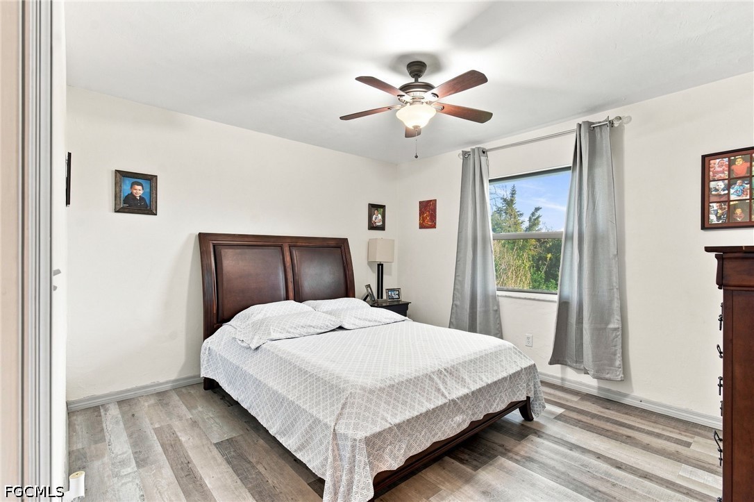 3 Bed Waterfront Home for Sale in Cape Coral, photo 12