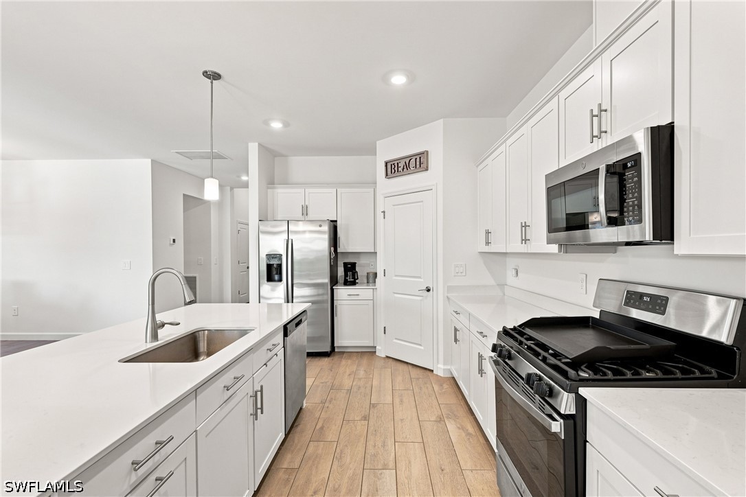 3 Bed Pool Home for Sale in Verdana Village, photo 12