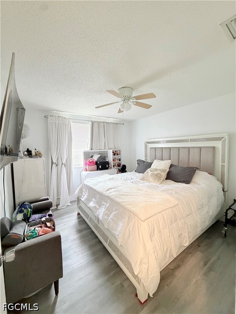 3 Bed Pool Home for Sale in Cape Coral, photo 12