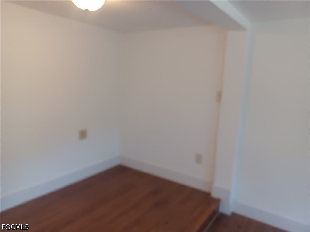 3 Bed SingleFamilyResidence for Sale in Fort Myers, photo 12