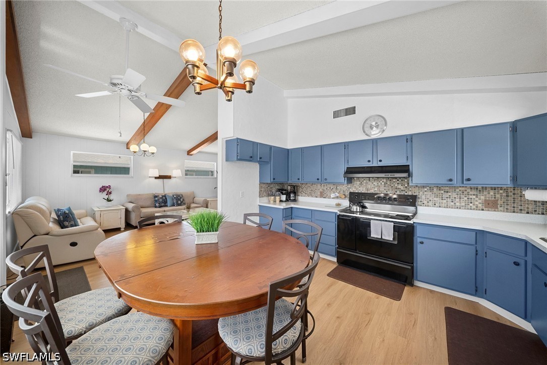 2 Bed Waterfront Home for Sale in Bonita Springs, photo 12