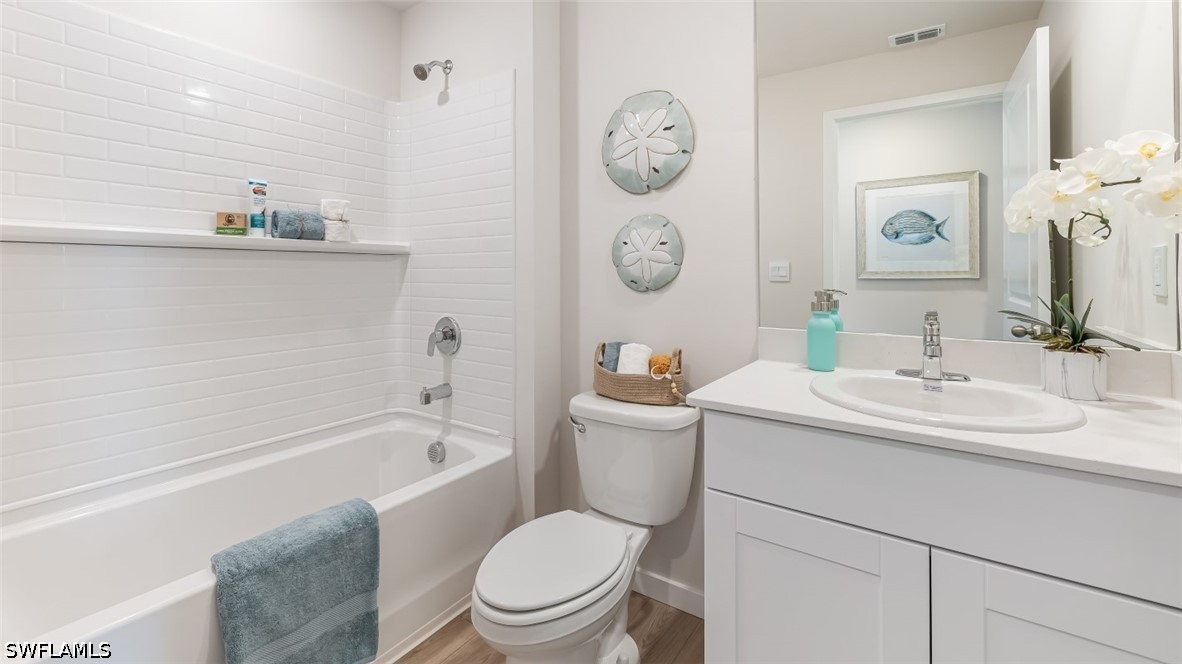3 Bed SingleFamilyResidence for Sale in Bentley Crossing, photo 12