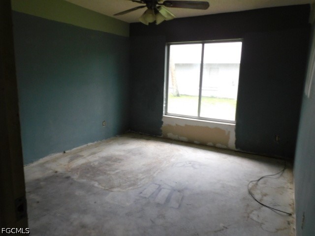 2 Bed Condominium for Sale in Palm Frond Condo, photo 12