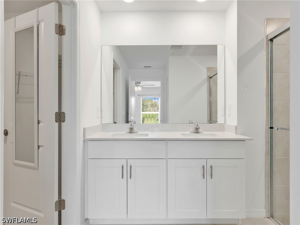 3 Bed SingleFamilyResidence for Sale in Savanna Lakes, photo 12