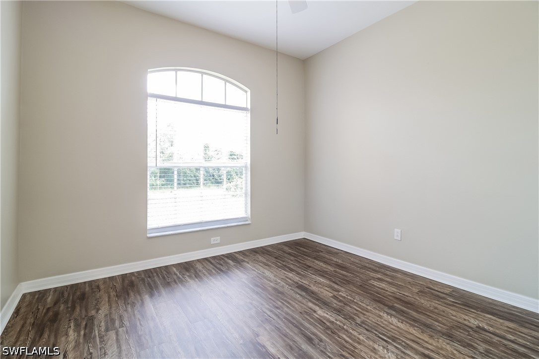 3 Bed SingleFamilyResidence for Sale in Lehigh Acres, photo 12