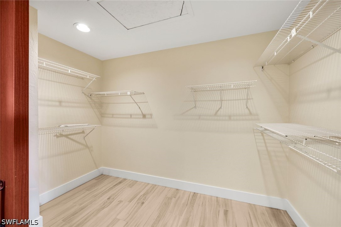 2 Bed Pool Home for Sale in Bay Villas, photo 12