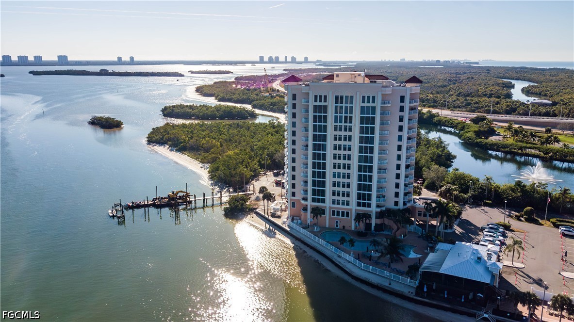 1 Bed Waterfront Home for Sale in Bonita Springs, photo 12