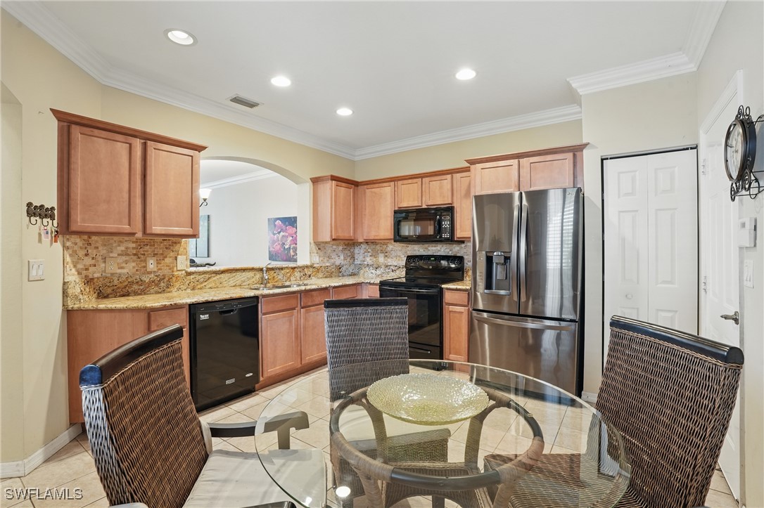 3 Bed Townhouse for Sale in Colonnade At Forum, FL, $295,000 — photo 13