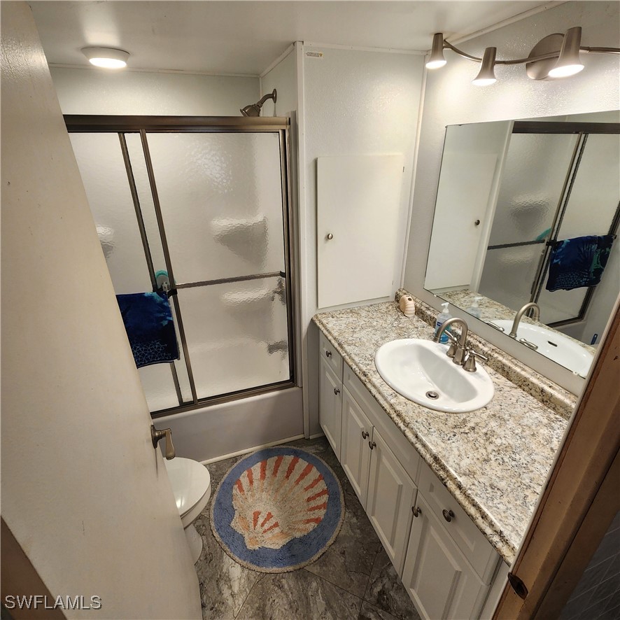 2 Bed ManufacturedHome for Sale in Mobile Manor, FL, $79,900 — photo 13
