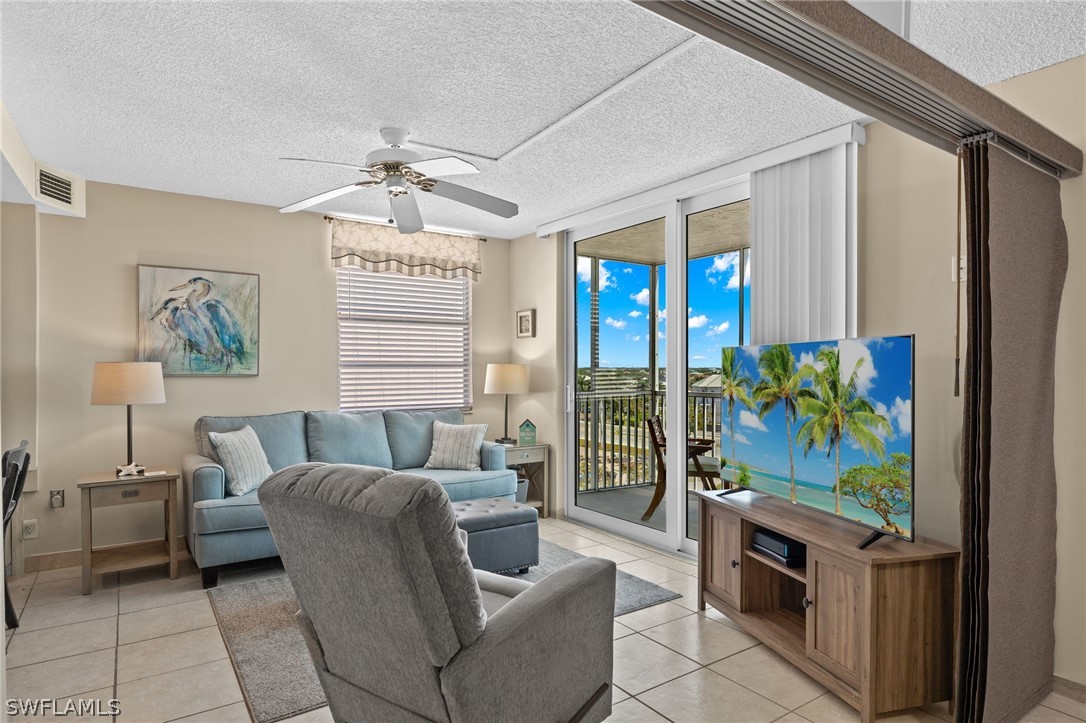 1 Bed Waterfront Home for Sale in Beach And Tennis Club, photo 13