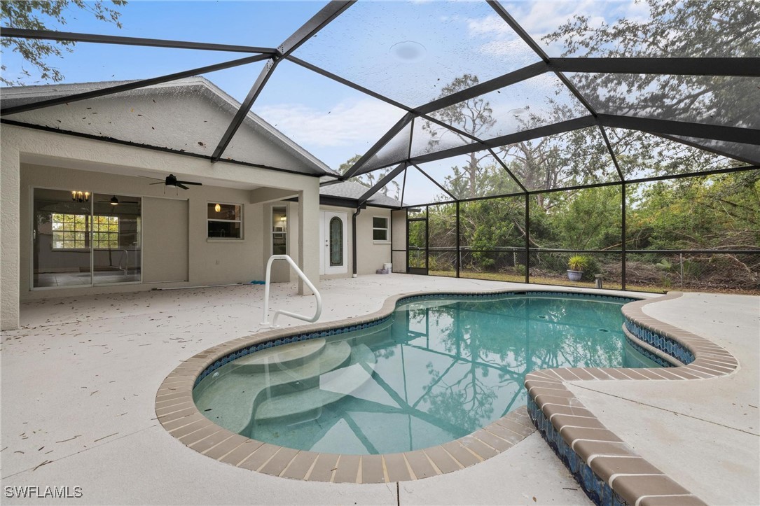 2 Bed Pool Home for Sale in Gulf Cove, photo 13