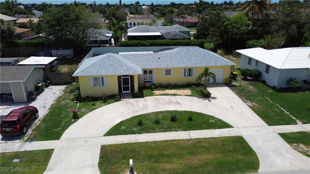 2 Bed SingleFamilyResidence for Sale in Marco Island, photo 13
