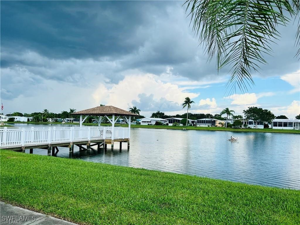 2 Bed ManufacturedHome for Sale in Naples, FL, $208,000 — photo 13